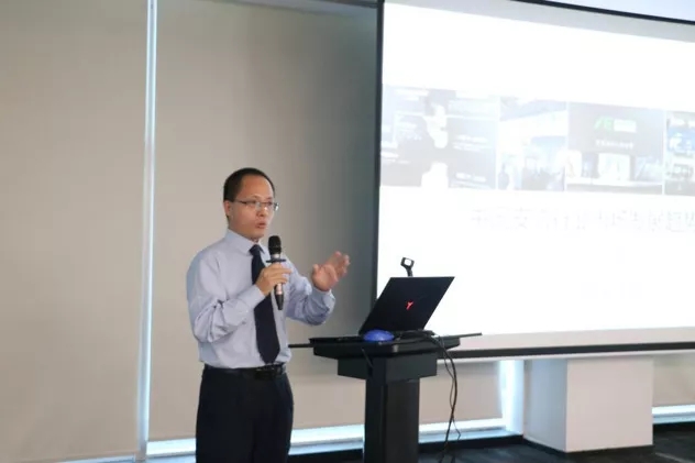 1543483540722718.jpg 640.webp (1).jpg